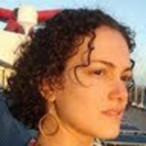 Meet your Posher, Viviane rios